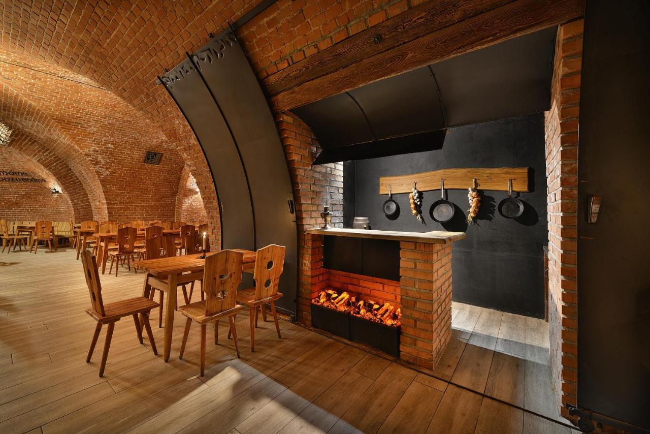 Premium Wellness & Wine Hotel Зноймо Екстер'єр фото