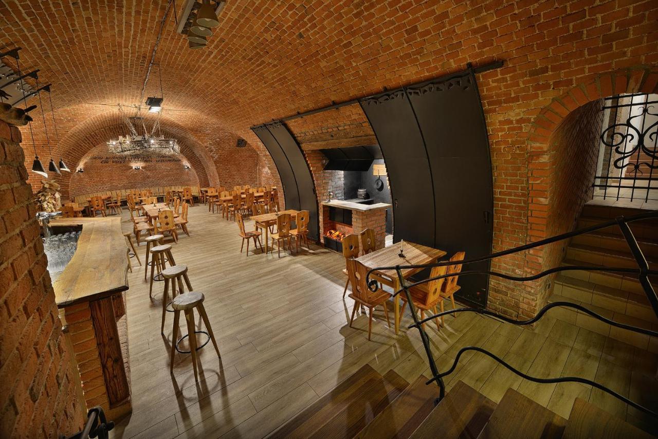Premium Wellness & Wine Hotel Зноймо Екстер'єр фото