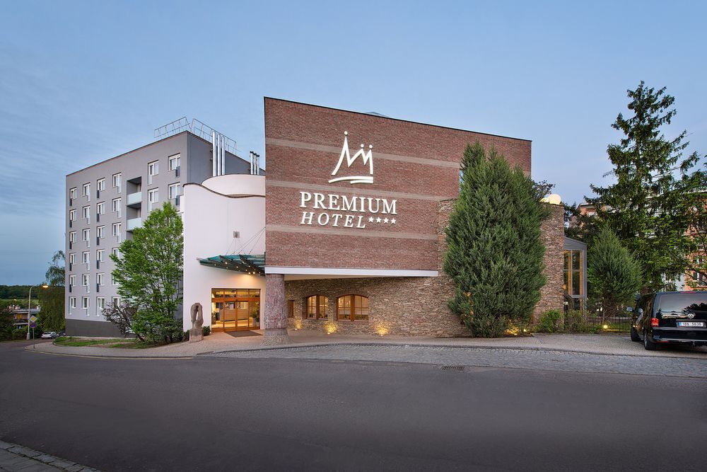 Premium Wellness & Wine Hotel Зноймо Екстер'єр фото