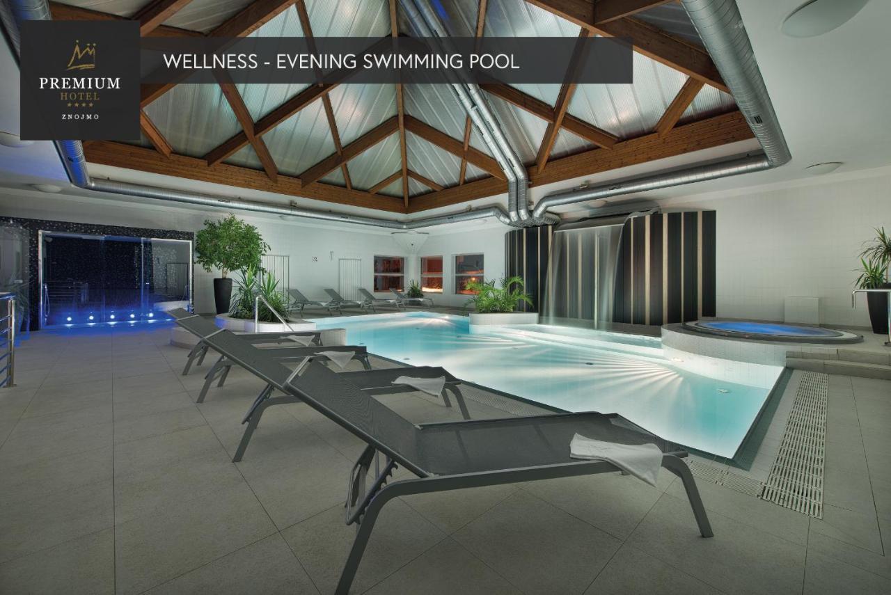 Premium Wellness & Wine Hotel Зноймо Екстер'єр фото