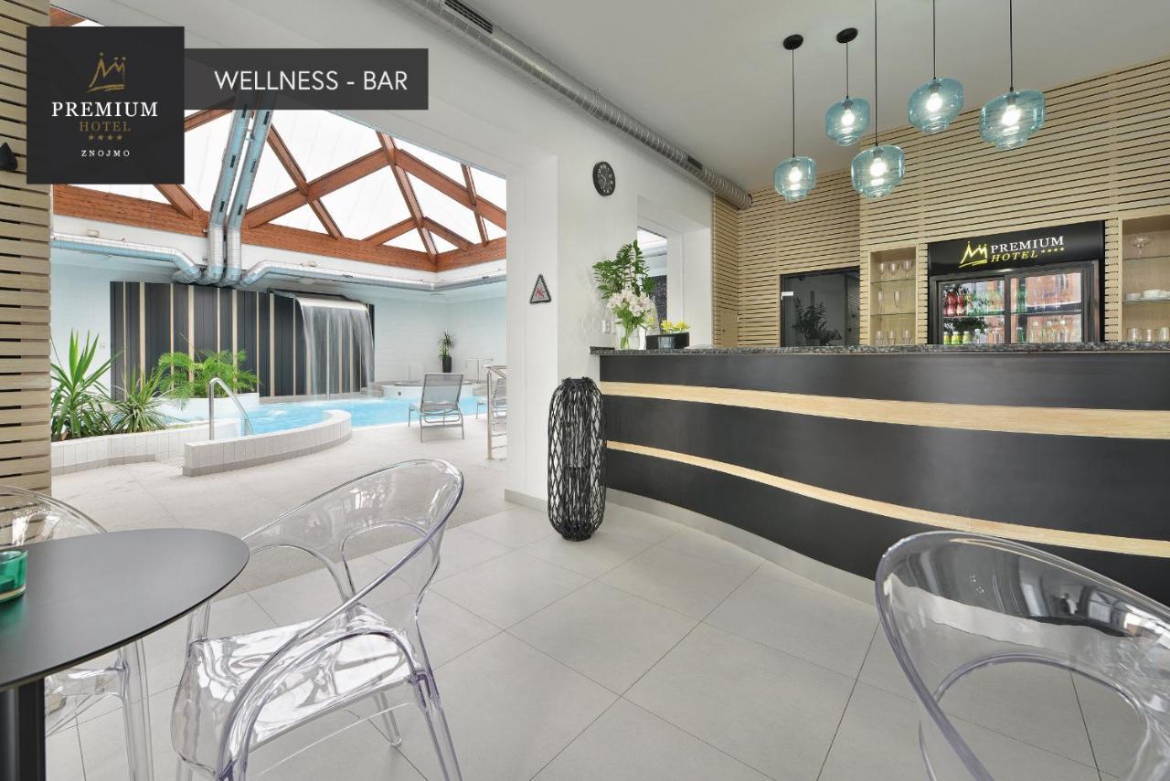 Premium Wellness & Wine Hotel Зноймо Екстер'єр фото